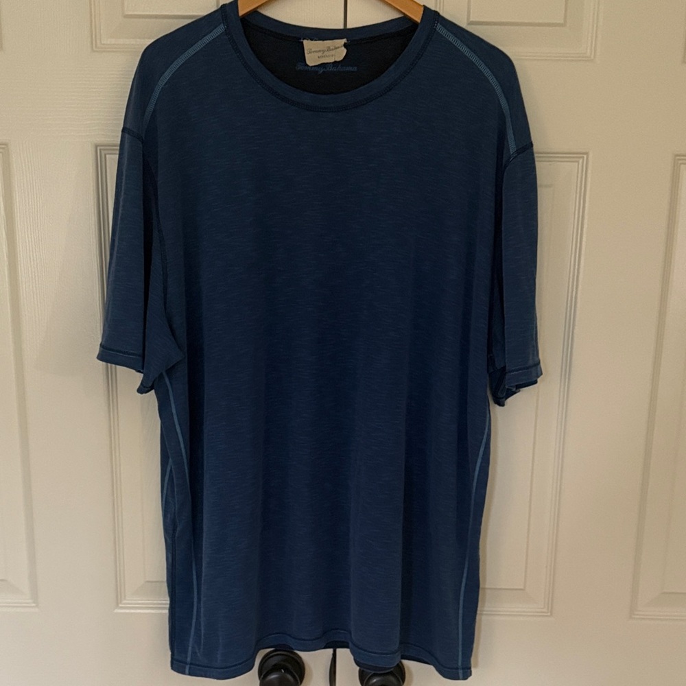 Men’s XXL Tommy Bahama T-shirt